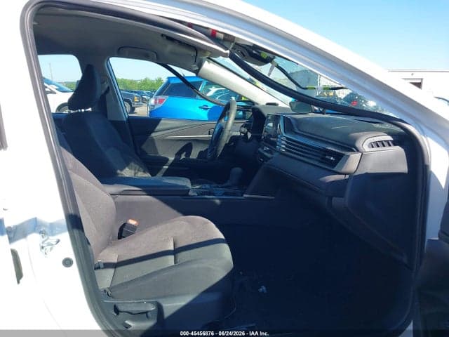 2025 TOYOTA CAMRY LE 5
