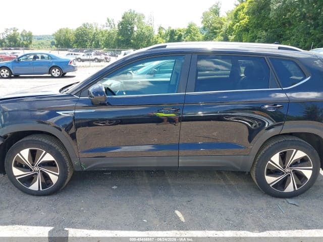 2024 VOLKSWAGEN TAOS 1.5T SE 14