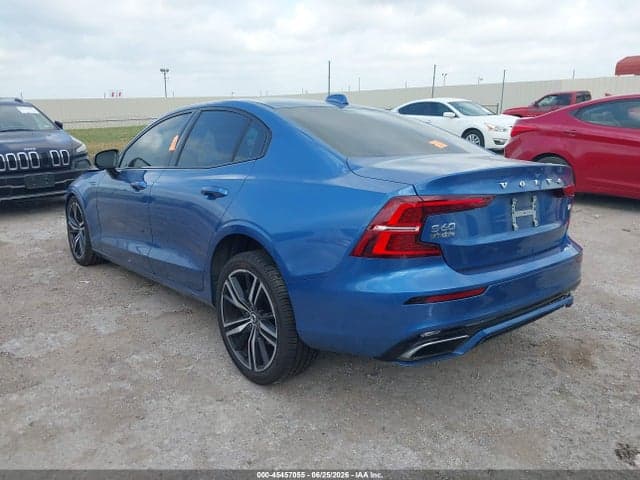 2021 VOLVO S60 T5 3