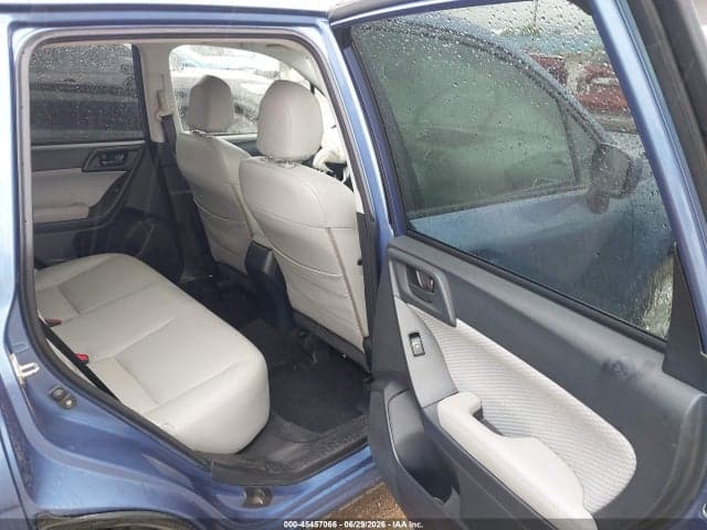 2017 SUBARU FORESTER 2.5I PREMIUM 8