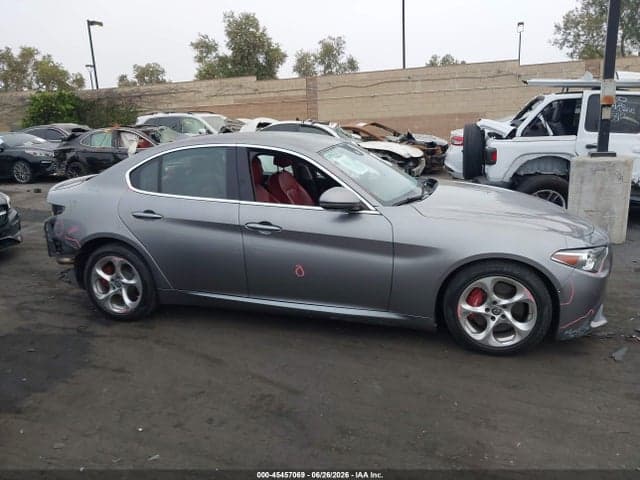 2019 ALFA ROMEO GIULIA RWD 14