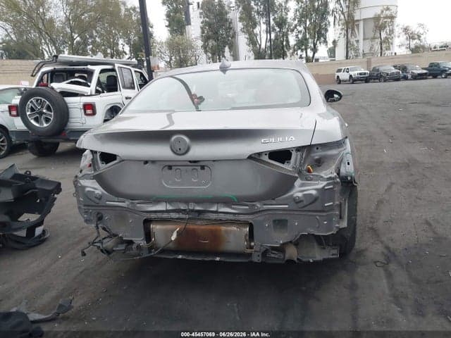 2019 ALFA ROMEO GIULIA RWD 17