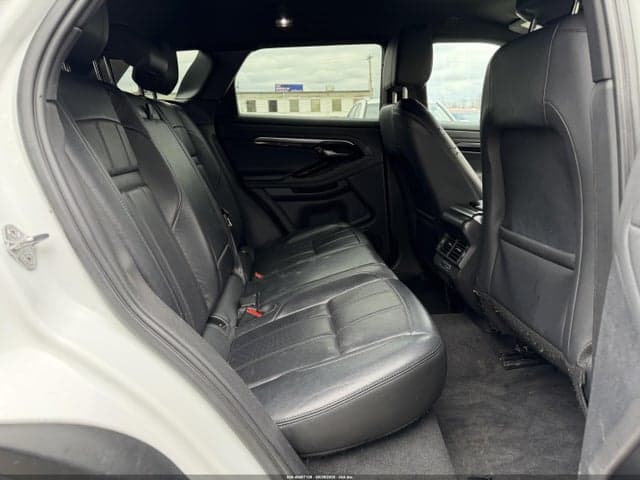 2020 LAND ROVER RANGE ROVER 8