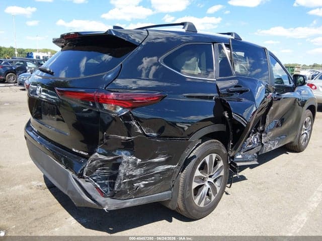 2024 TOYOTA HIGHLANDER XLE 6