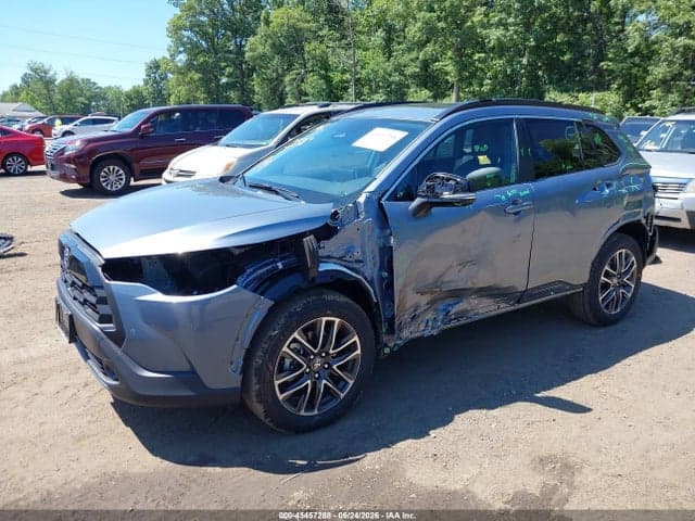 2026 TOYOTA COROLLA CROSS XLE 2