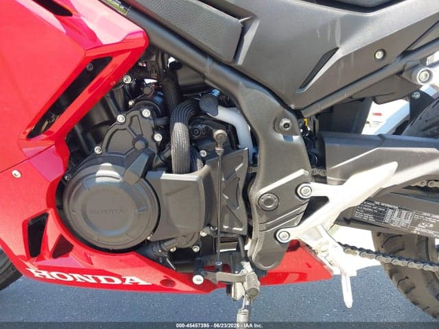 2025 HONDA CBR500 RA 9