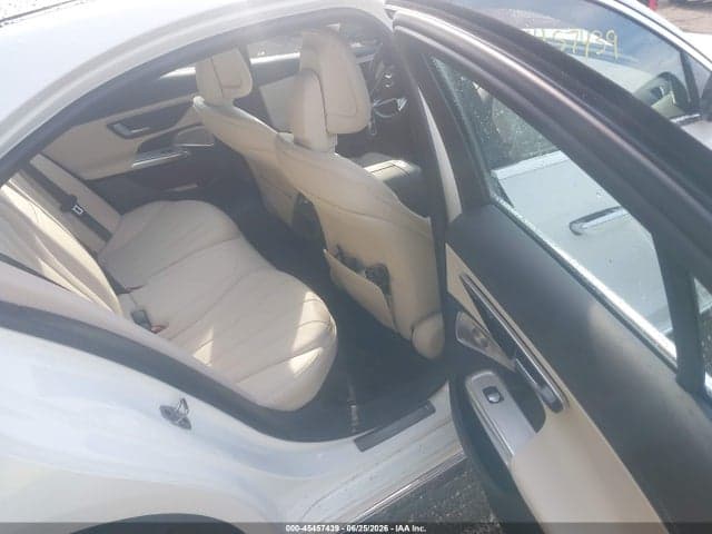 2025 MERCEDES-BENZ E 450 4MATIC 8