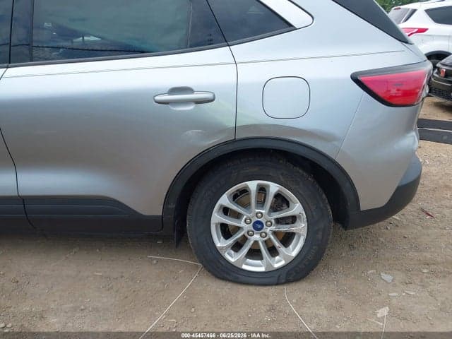 2021 FORD ESCAPE SE 6
