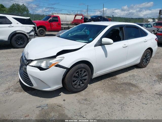 2017 TOYOTA CAMRY LE 2