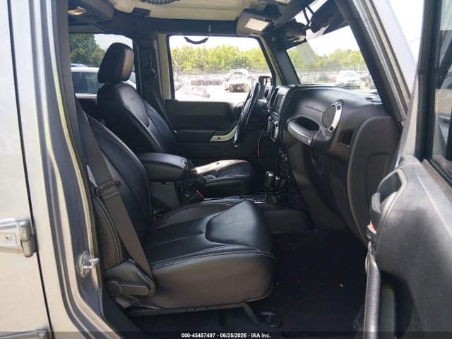 2017 JEEP WRANGLER UNLIMITED SAHARA 5