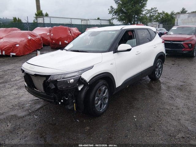 2026 KIA SELTOS LX 2