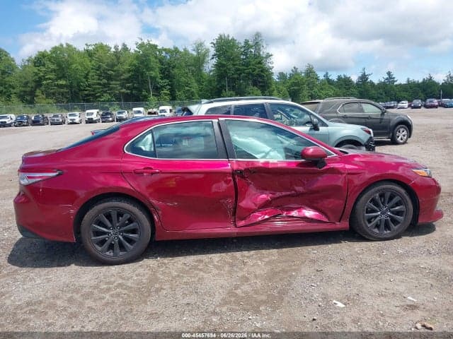 2018 TOYOTA CAMRY LE 12