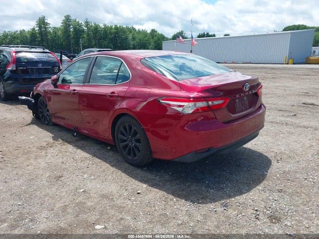 2018 TOYOTA CAMRY LE 3