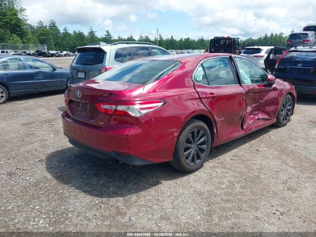 2018 TOYOTA CAMRY LE 4