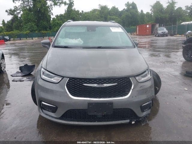 2022 CHRYSLER PACIFICA TOURING L 11