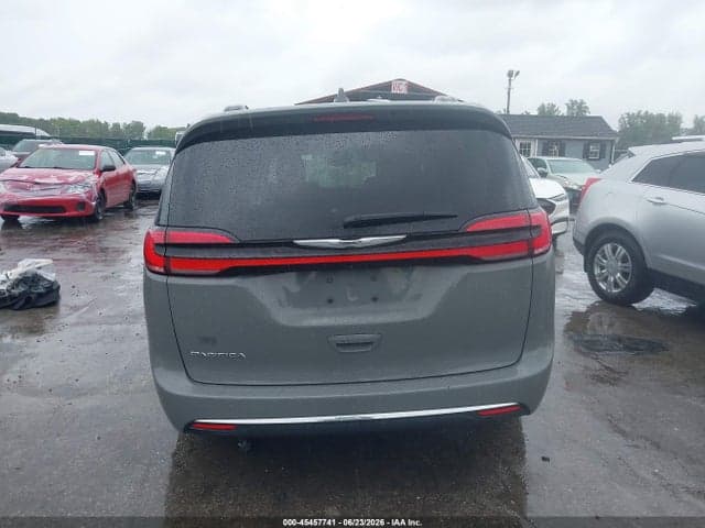 2022 CHRYSLER PACIFICA TOURING L 15
