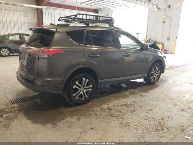 2017 TOYOTA RAV4 LE 4