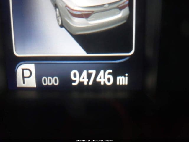 2017 TOYOTA CAMRY SE 15