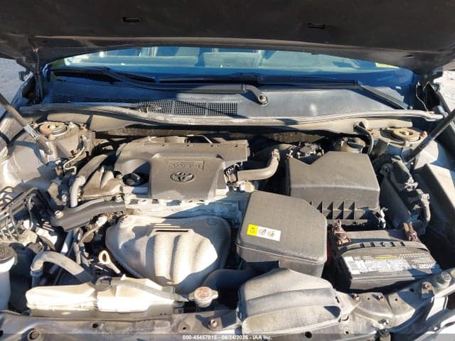 2017 TOYOTA CAMRY SE 10