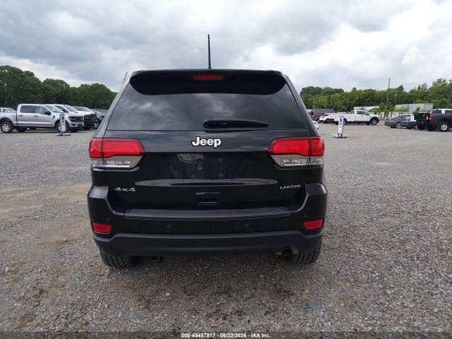2021 JEEP GRAND CHEROKEE LAREDO E 4X4 17