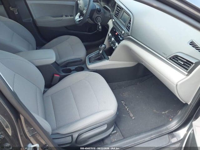 2020 HYUNDAI ELANTRA SE 5