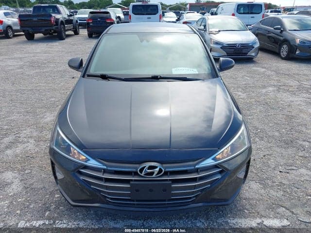 2020 HYUNDAI ELANTRA SE 6