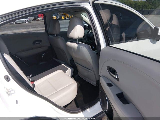 2017 HONDA HR-V EX-L 8