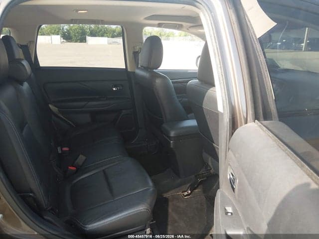 2016 MITSUBISHI OUTLANDER SEL 8