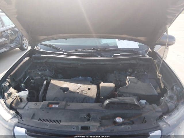 2016 MITSUBISHI OUTLANDER SEL 10