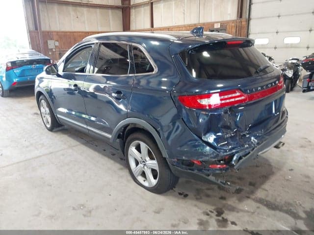 2017 LINCOLN MKC PREMIERE 3