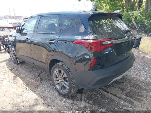 2021 KIA SELTOS LX 3