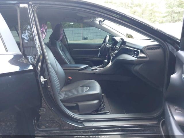 2021 TOYOTA CAMRY SE AWD 5