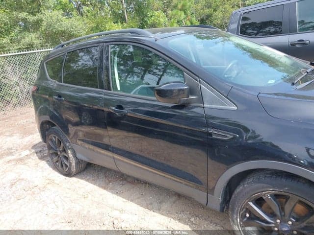 2017 FORD ESCAPE SE 14