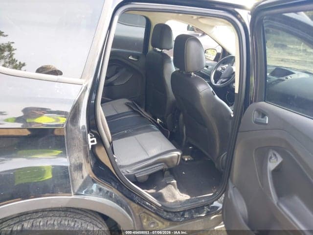 2017 FORD ESCAPE SE 8