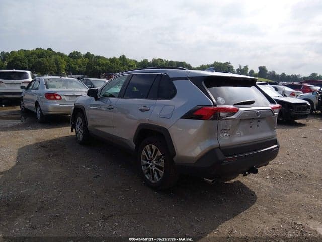 2023 TOYOTA RAV4 XLE PREMIUM 3