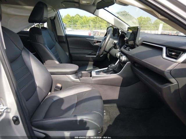 2023 TOYOTA RAV4 XLE PREMIUM 5