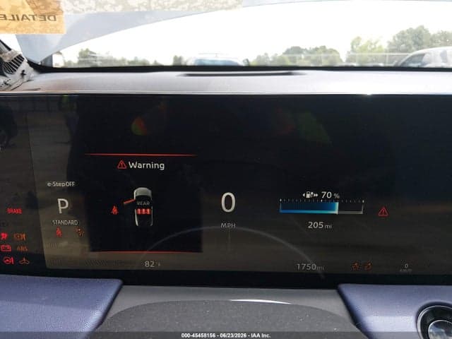 2026 NISSAN LEAF PLATINUM+ 7