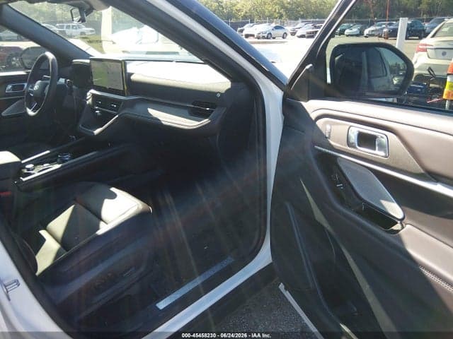 2026 FORD EXPLORER PLATINUM 5