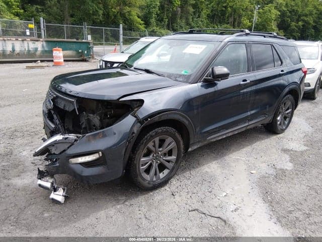 2022 FORD EXPLORER XLT 2