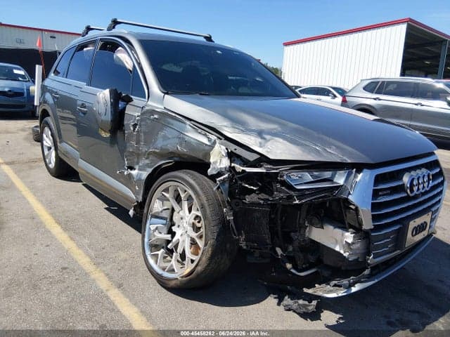 2017 AUDI Q7 3.0T PREMIUM 6