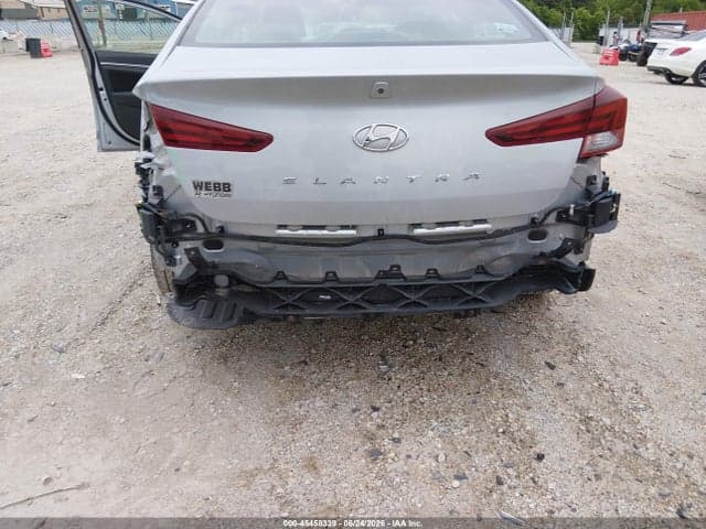 2020 HYUNDAI ELANTRA SEL 17