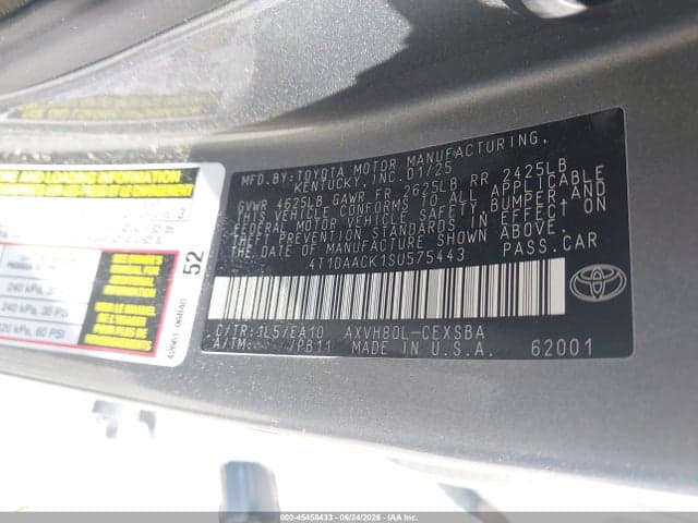 2025 TOYOTA CAMRY SE 9