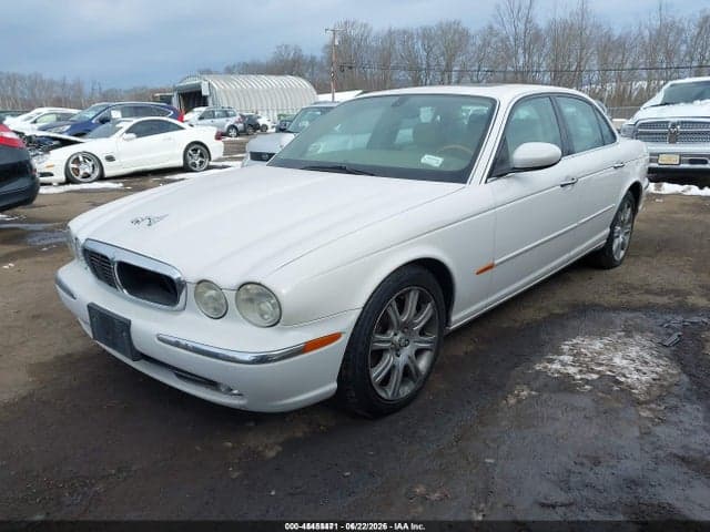 2004 JAGUAR XJ XJ8 2