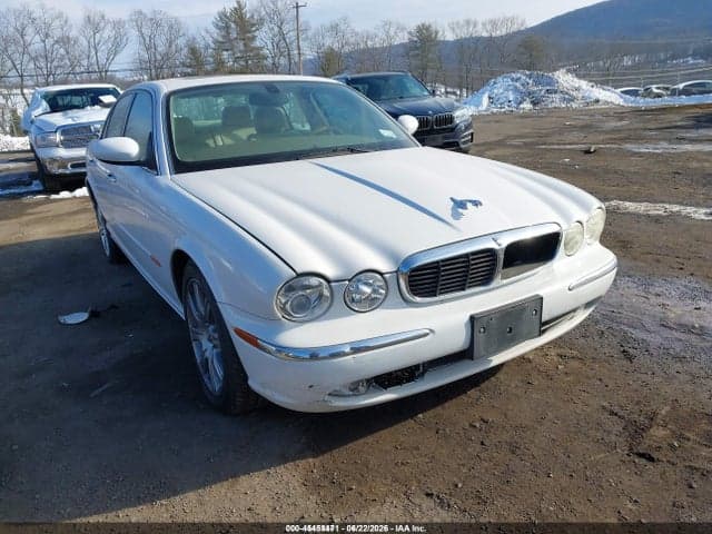 2004 JAGUAR XJ XJ8 6
