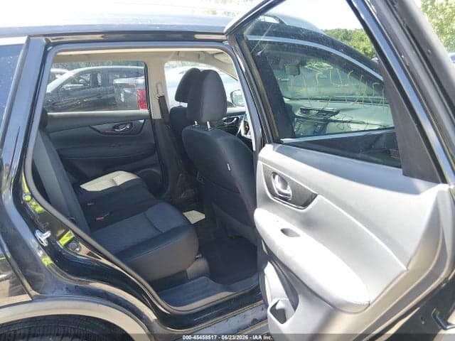 2017 NISSAN ROGUE SV 8