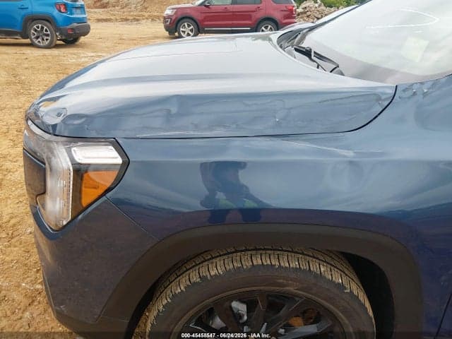 2024 GMC TERRAIN FWD SLT 17