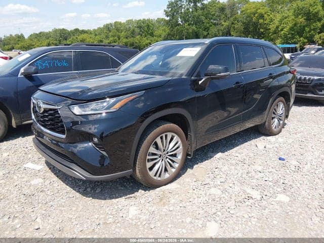 2023 TOYOTA HIGHLANDER PLATINUM 2