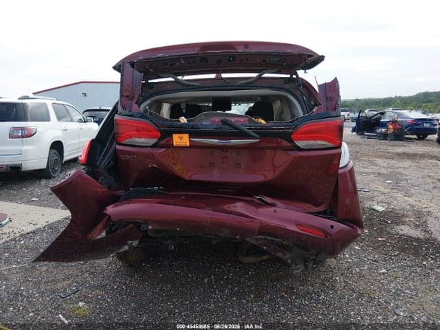 2019 CHRYSLER PACIFICA LX 16