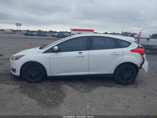 2016 FORD FOCUS SE 15
