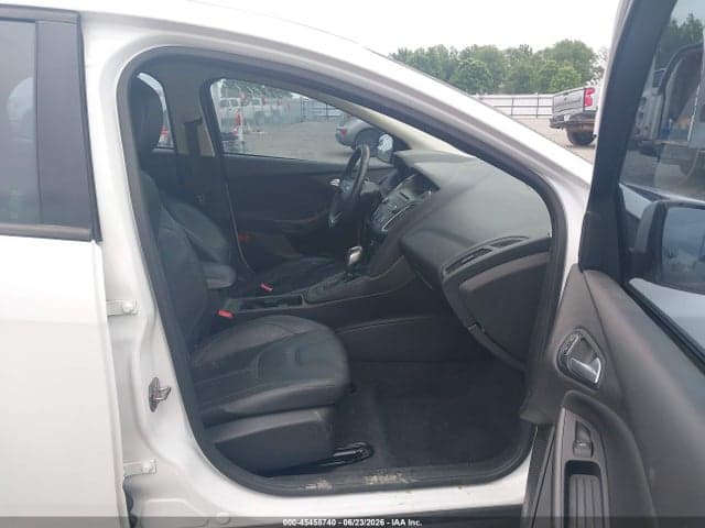 2016 FORD FOCUS SE 5
